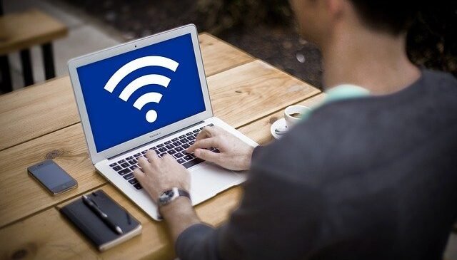 wifi laptop network